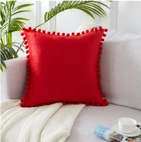 Housse de coussin en velours doux Nesty - Bordure pompons - Déco cocon (vue 9)