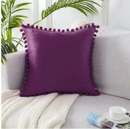 Housse de coussin en velours doux Nesty - Bordure pompons - Déco cocon (vue 18)