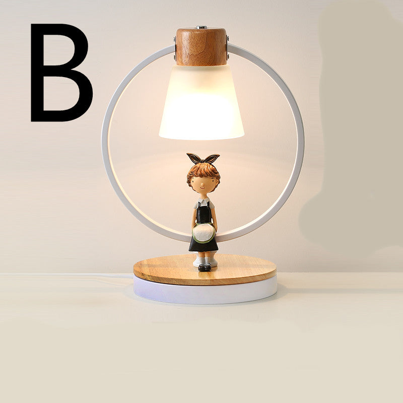 Lampe de chevet en bois massif Nesty - Modèle B, figurine fillette dans un anneau blanc