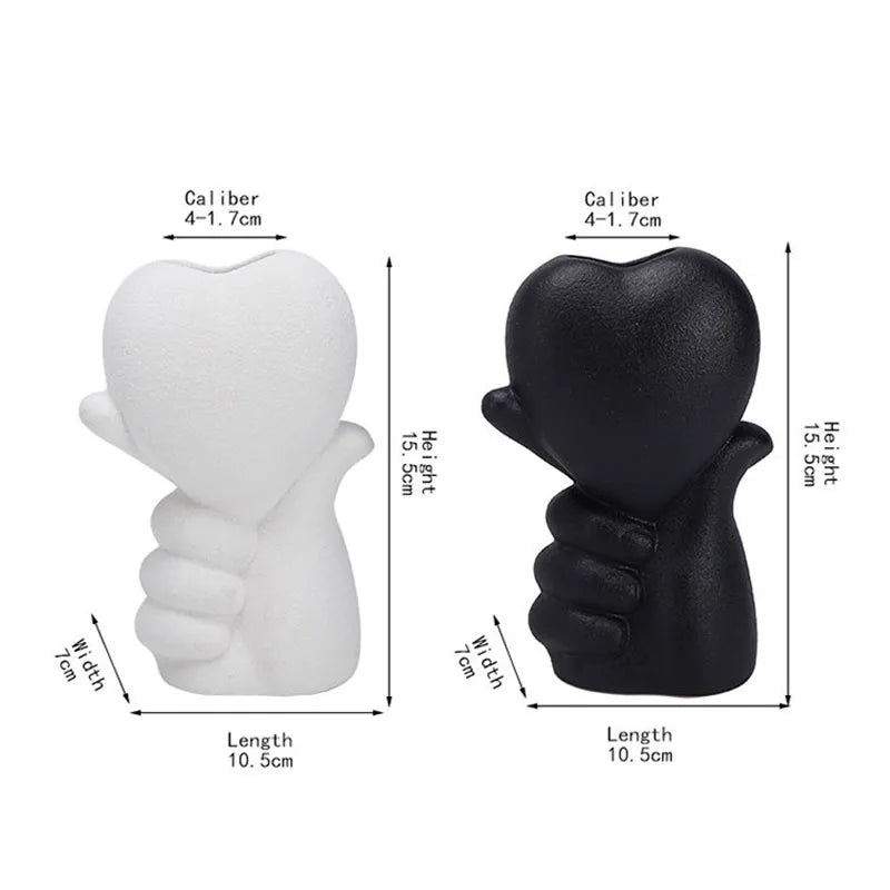Vase en céramique forme cœur — noir et blanc (vue 5) - Nesty