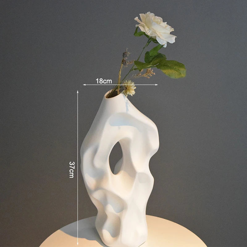 Vase céramique haut et torsadé — silhouette nordique (vue 10) - Nesty
