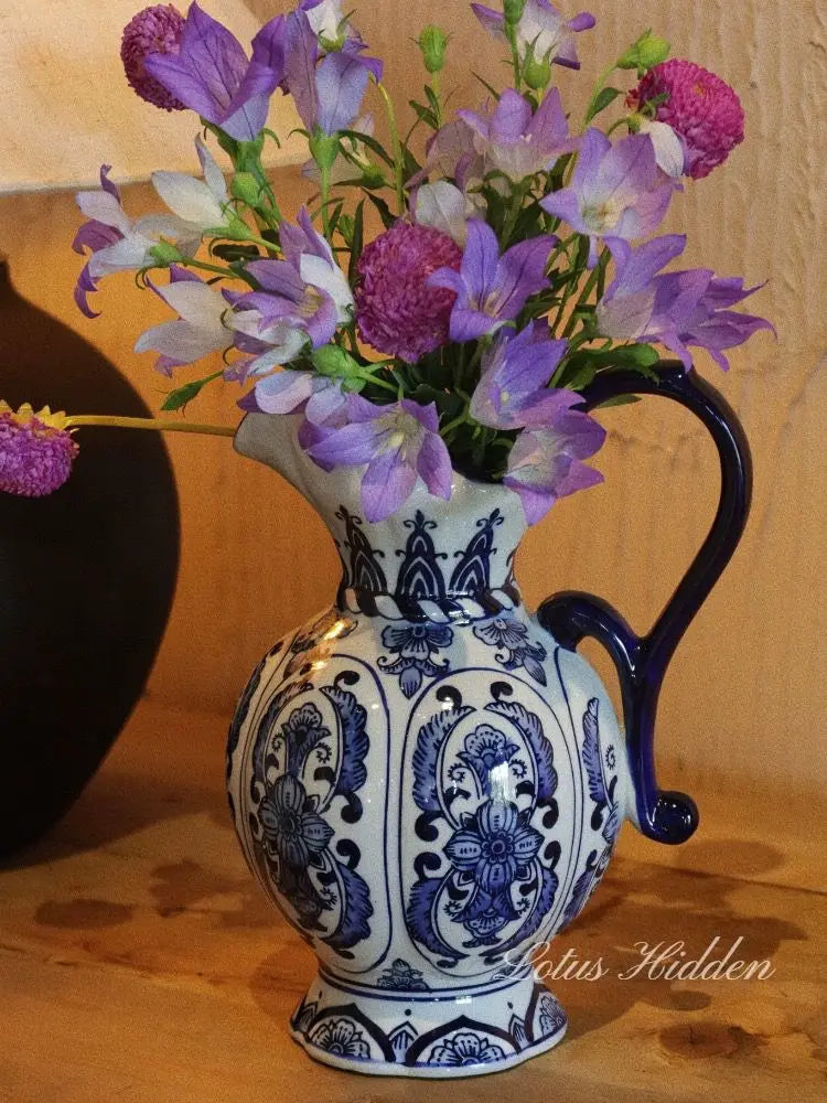 Vase en porcelaine bleu et blanc — motif ancien (vue 5) - Nesty