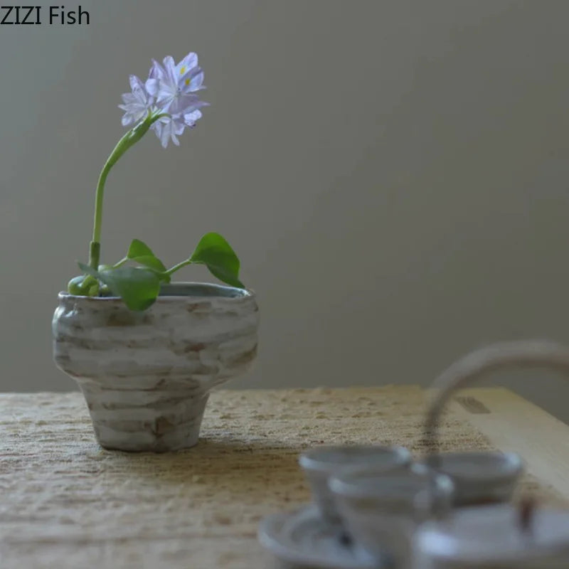 Vase en céramique style wabi-sabi pour composition ikebana - Nesty (vue 3)