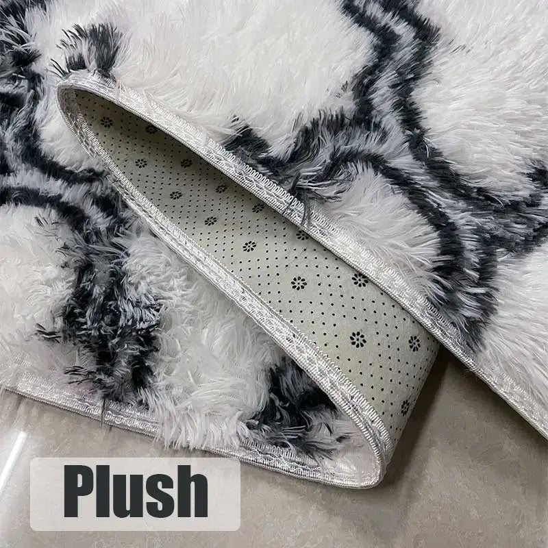 Grand tapis moelleux blanc pour salon et chambre Nesty - Détail de l'envers antidérapant à pois