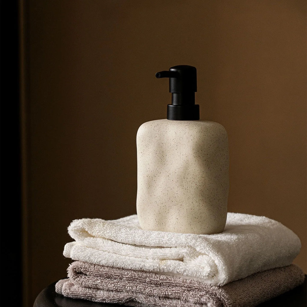 Distributeur de savon en céramique, esprit wabi-sabi, 450ml - Nesty (vue 4)