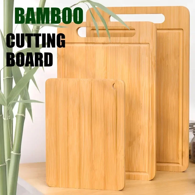 Planche à découper en bambou épaisse Nesty, trois tailles de planches en bambou à poignée ajourée, décor de tiges de bambou, texte Bamboo Cutting Board