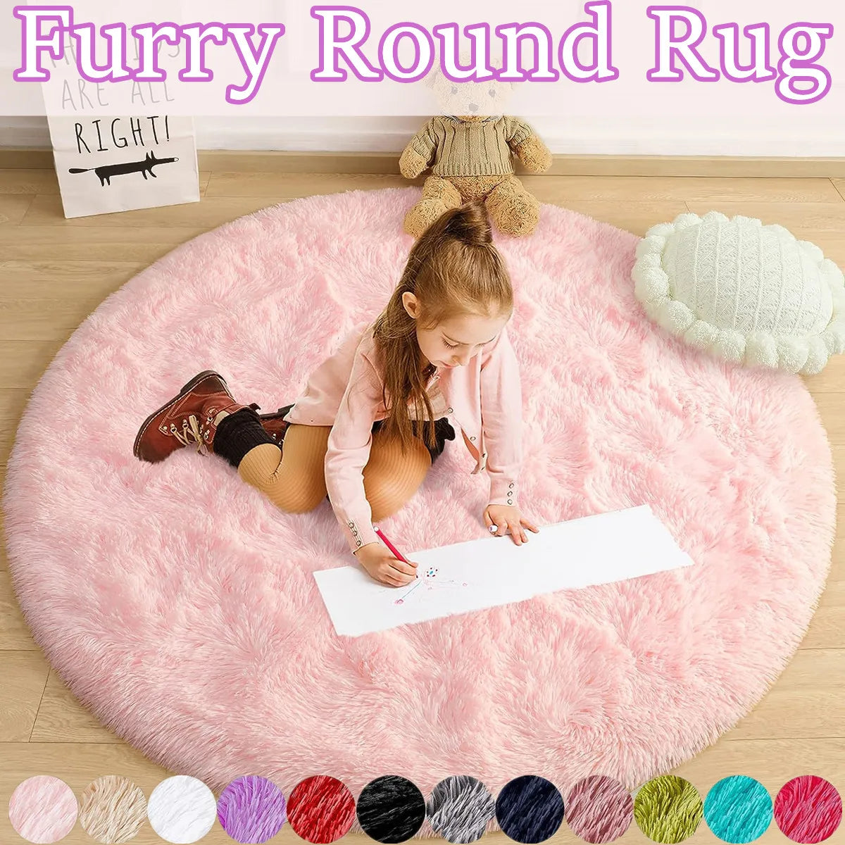 Tapis rond en fausse fourrure rose, avec une petite fille assise dessus en train de dessiner, un ours en peluche et un coussin à proximité, et un nuancier de couleurs disponibles en bas de l'image.