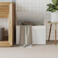 Panier à linge blanc avec couvercle en poly rotin, 55,5x35x34 cm - Nesty (vue 1)