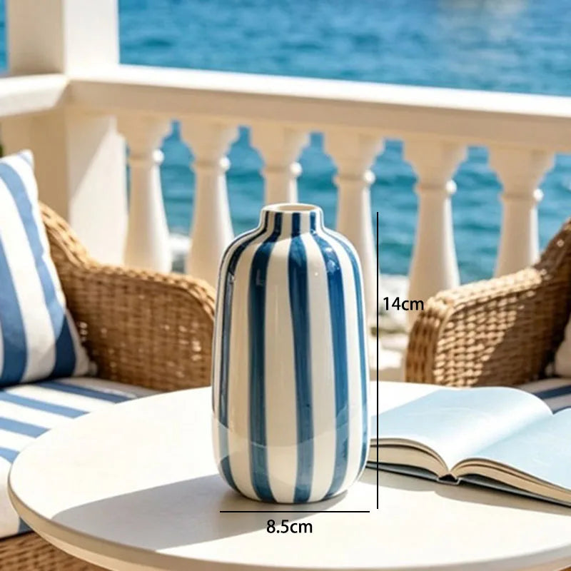 Vase en porcelaine rayé, style rétro américain - Nesty (vue 7)