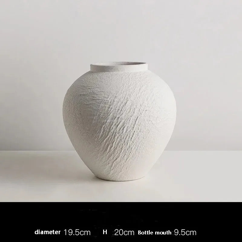 Vase en céramique blanche, style wabi-sabi (vue 7) - Nesty