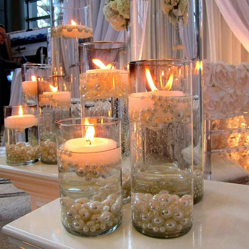 Vase cylindrique en verre transparent Nesty - Centre de table mariage avec perles immergées et bougies flottantes allumées