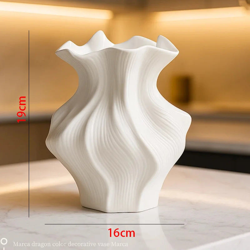 Vase en grès blanc à motif vagues 3D - Nesty (vue 4)
