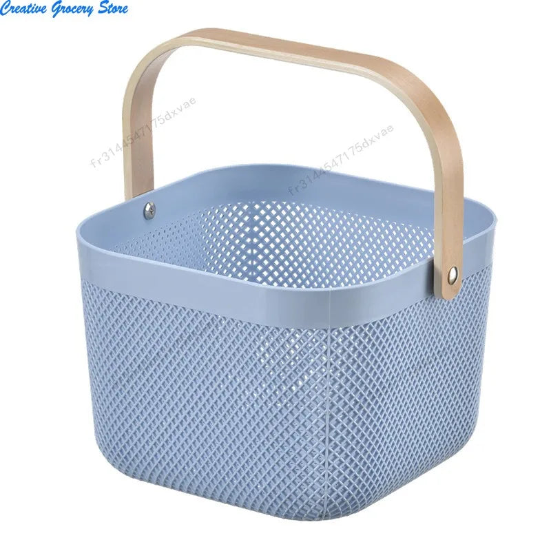 Panier de rangement ajouré en plastique avec poignée bois (vue 5) - Nesty