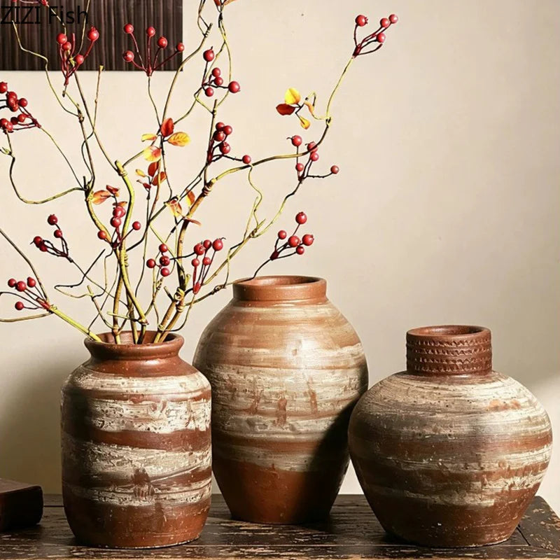 Vase en céramique strié, esprit wabi-sabi rétro (vue 5) - Nesty
