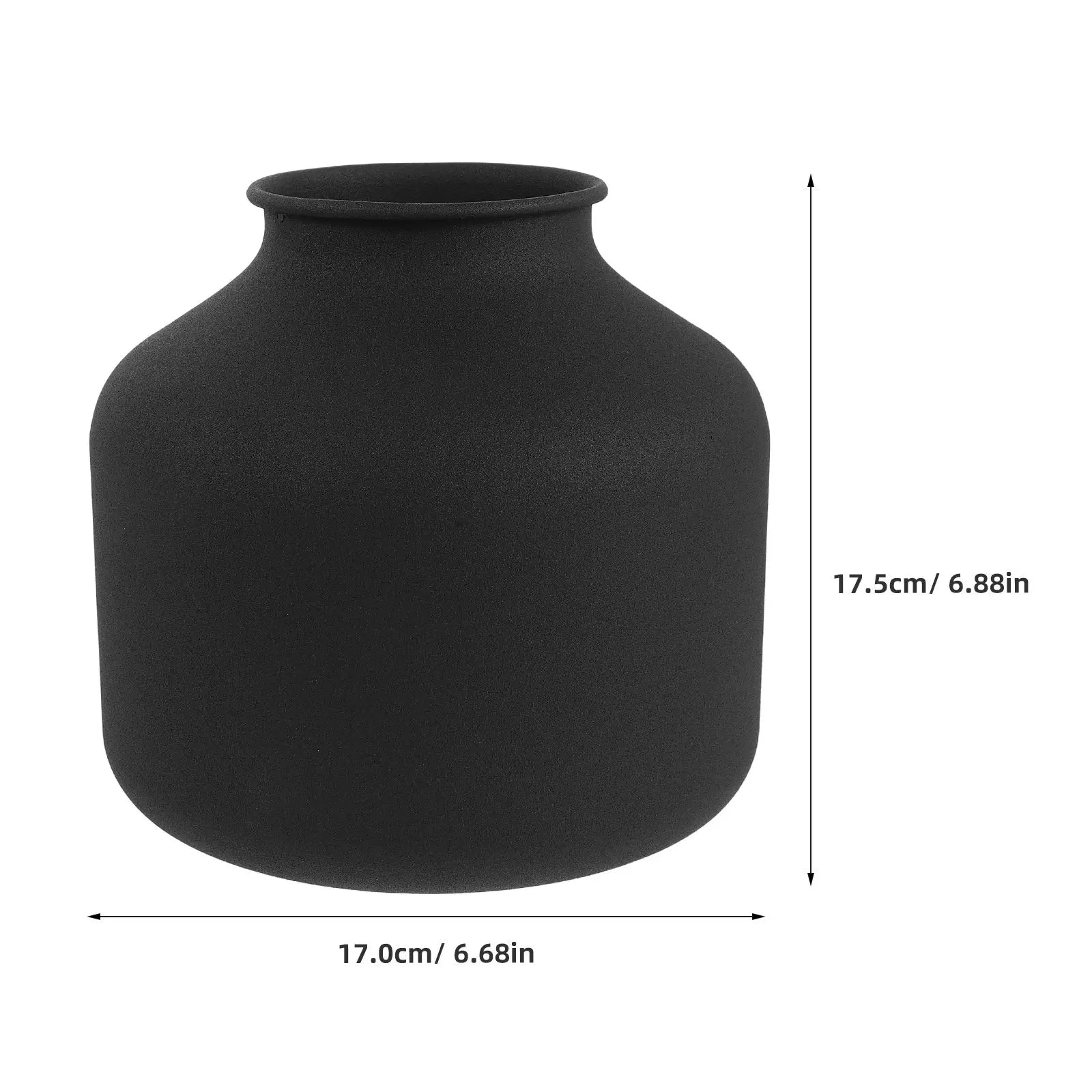 Vase en métal noir mat, style minimaliste (vue 5) - Nesty