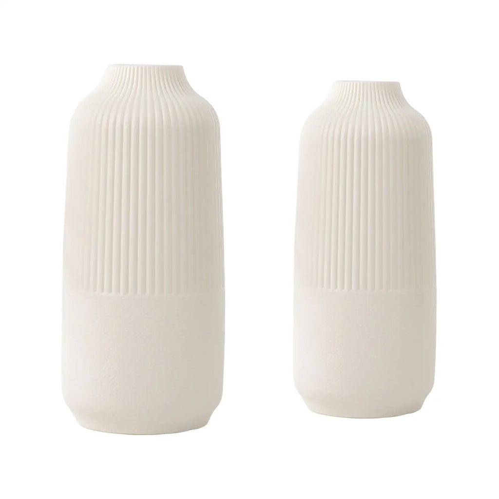 Vase panier style scandinave pour intérieur moderne Nesty, deux tailles blanches identiques, plan rapproché sur fond blanc