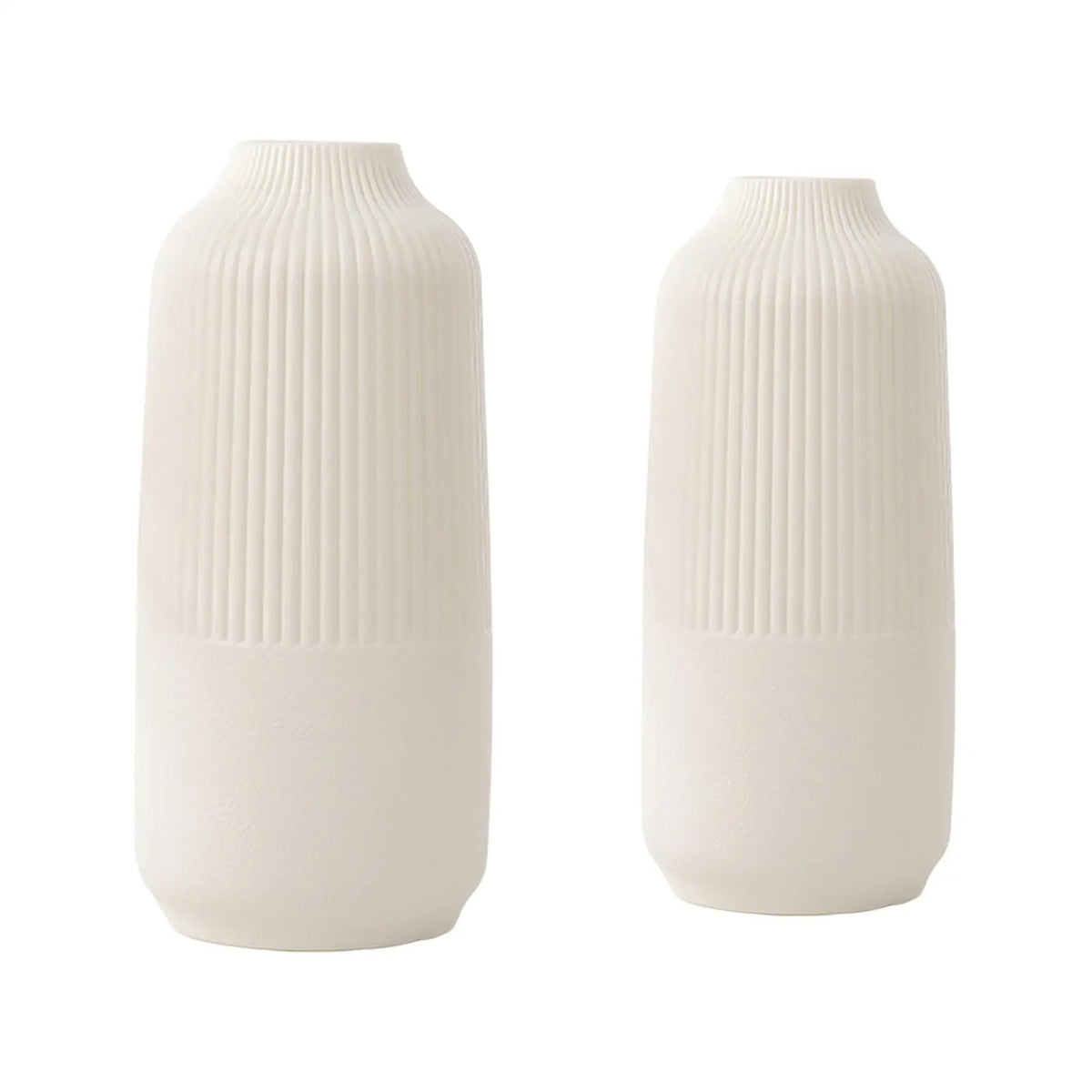 Vase panier style scandinave pour intérieur moderne Nesty, deux tailles blanches identiques, plan rapproché sur fond blanc