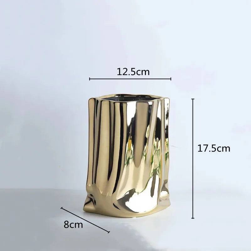 Vase en céramique argentée, forme sac plissé (vue 10) - Nesty