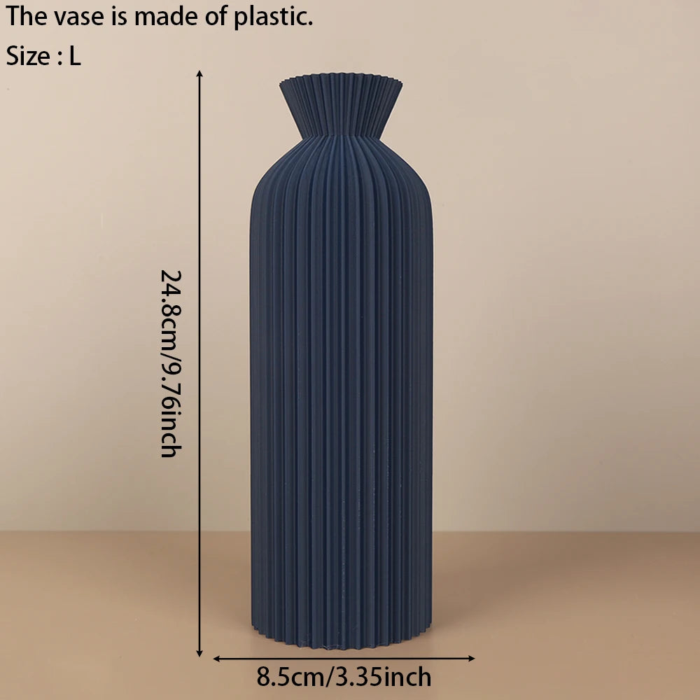 Vase strié minimaliste, style nordique et wabi-sabi - Nesty (vue 6)