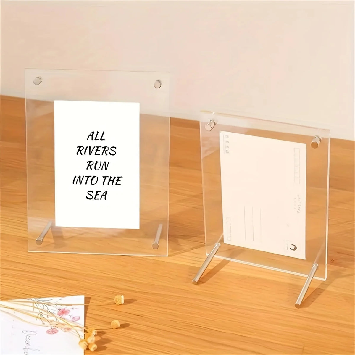 Cadre photo acrylique incliné Nesty - Présentoir transparent pour bureau (vue 6)