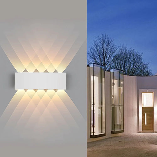 Applique murale LED extérieure étanche Nesty - Coloris blanc, façade de nuit