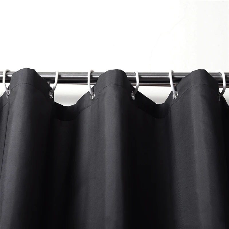 Rideau de douche noir en polyester imperméable, grand format avec crochets - Nesty (vue 2)