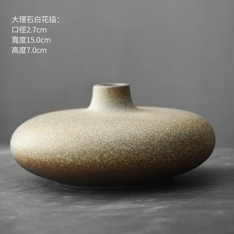 Vase en terre cuite noire, effet pierre brute (vue 7) - Nesty