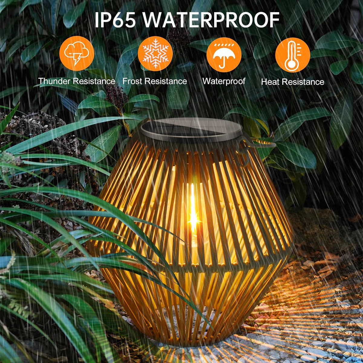Lanternes solaires bohèmes Nesty - Résistance à la pluie sous averse dans un jardin, étiquette IP65
