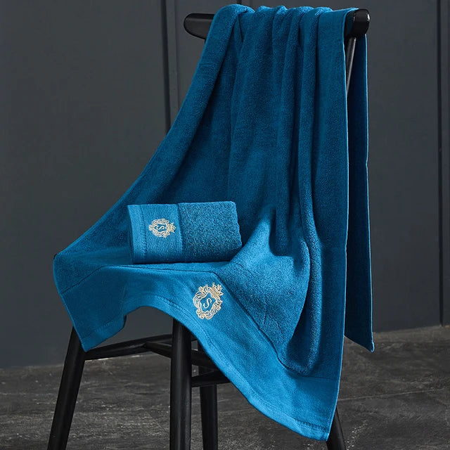Serviette de bain en coton brodée — motif géométrique, grand format - Nesty (vue 11)