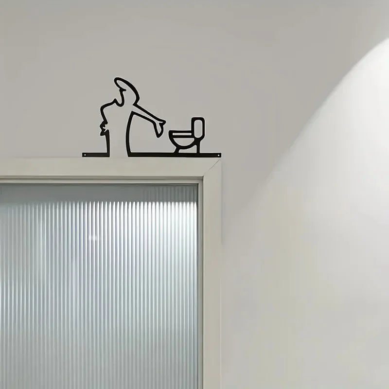 Plaque murale en métal Nesty - Fixée au-dessus d'une porte de douche vitrée