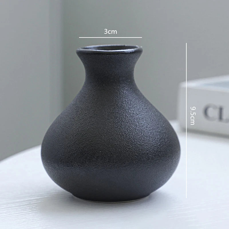 Lot de 5 vases en céramique noire mate, style minimaliste - Nesty (vue 2)
