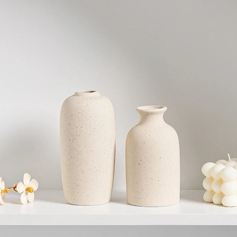 Vase en céramique blanc, style nordique épuré - Nesty (vue 1)