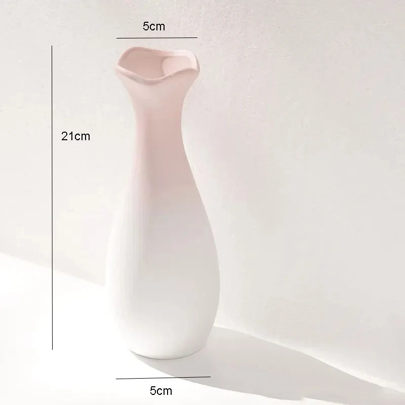 Vase en céramique rose, forme bouteille épurée - Nesty (vue 9)