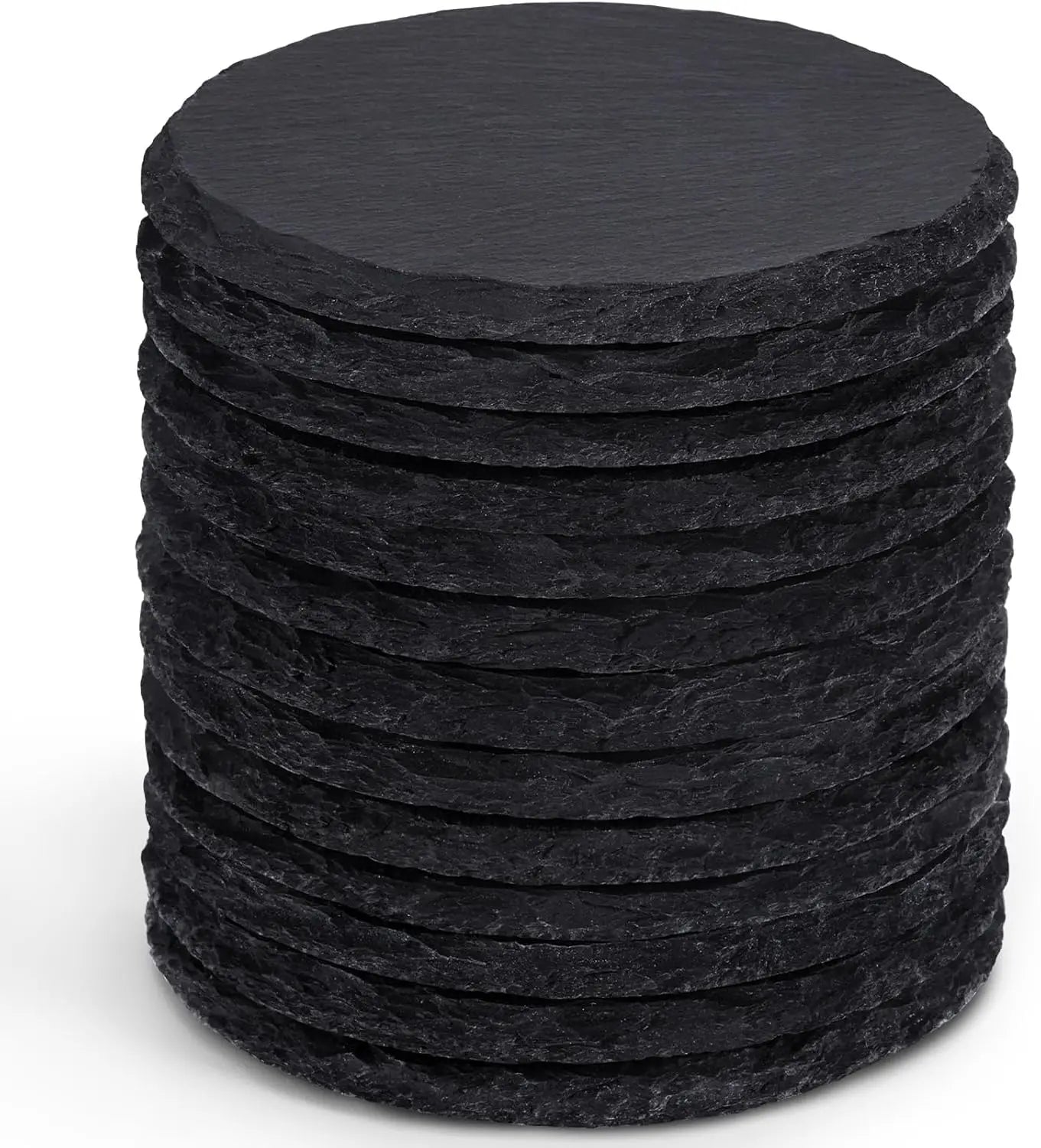 Pile de dessous de verre ronds en ardoise naturelle, sur fond blanc - Nesty