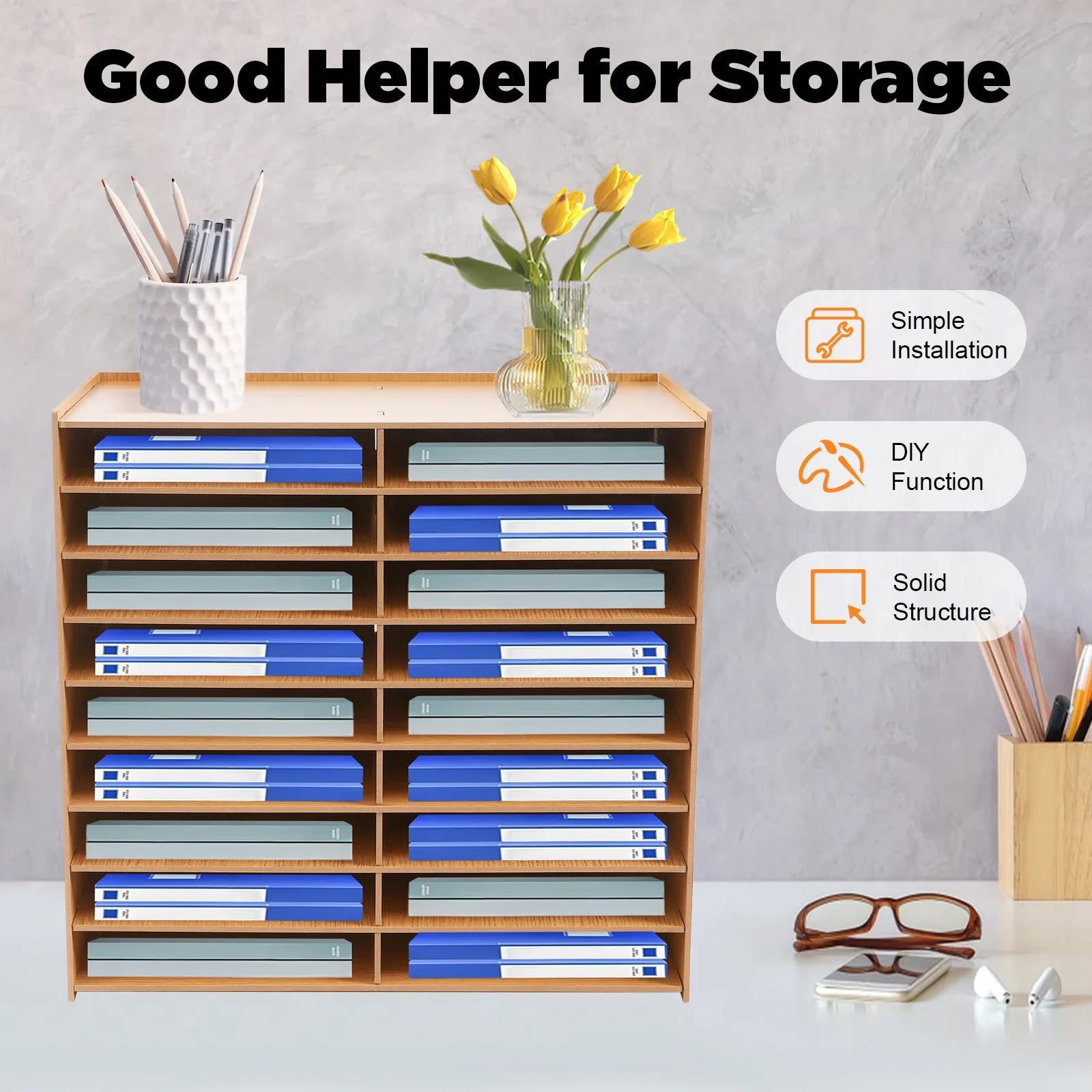 Organiseur de bureau en bois à 9 niveaux et 18 compartiments rempli de classeurs, avec pot à crayons et vase de tulipes jaunes, texte 'Good Helper for Storage' - Nesty
