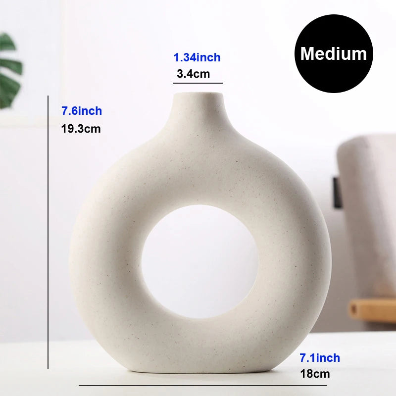 Vase céramique anneau, forme donut nordique - Nesty (vue 10)