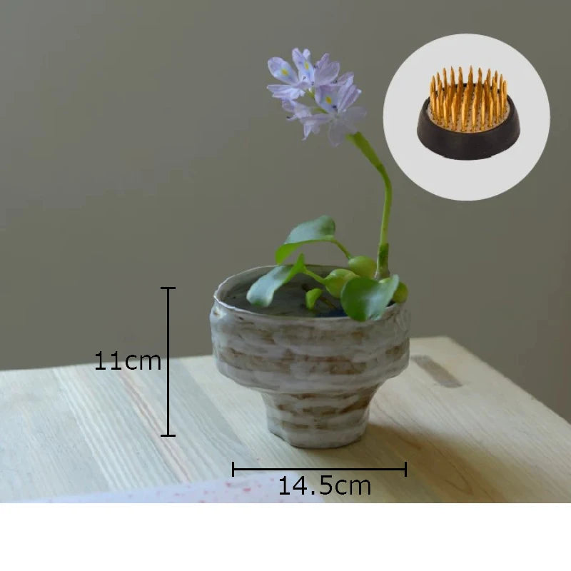 Vase en céramique style wabi-sabi pour composition ikebana - Nesty (vue 9)