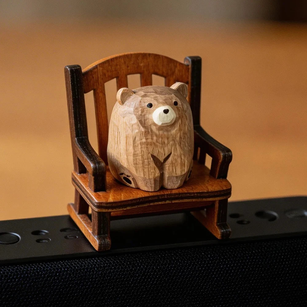 Figurine animal sur chaise à bascule — bois sculpté - Nesty (vue 6)