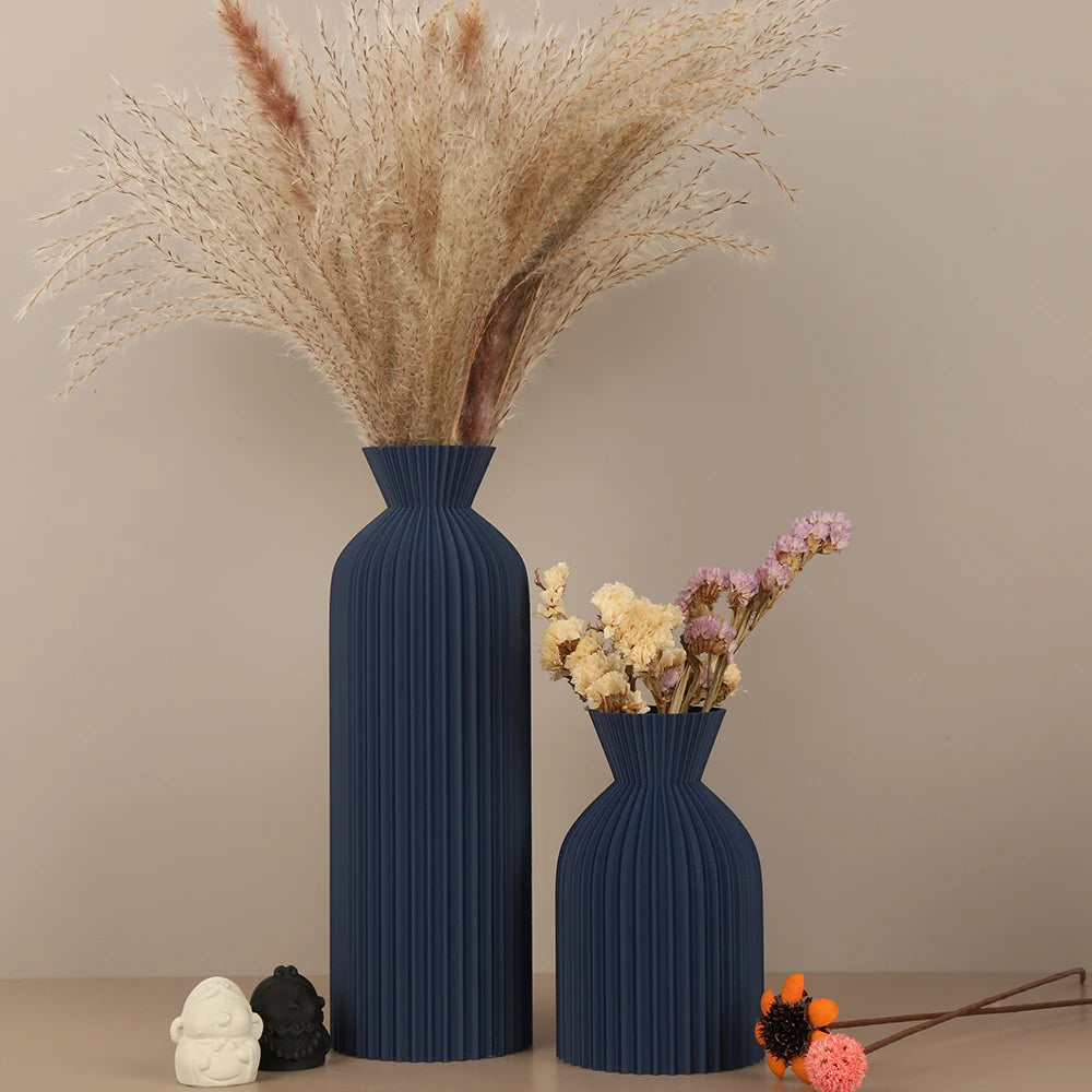 Vase strié minimaliste, style nordique et wabi-sabi - Nesty (vue 4)
