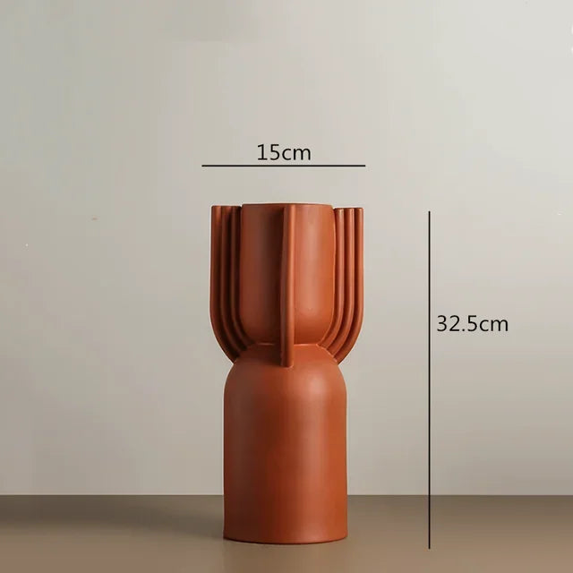 Vase en céramique — forme géométrique irrégulière nordique (vue 7) - Nesty