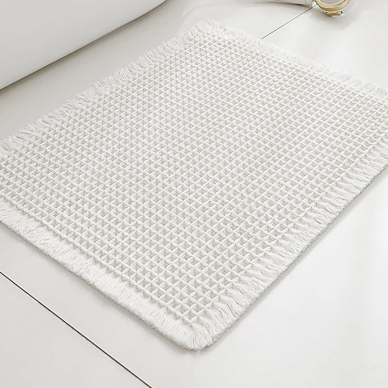 Tapis de bain gaufré à pompons Nesty - Absorbant et antidérapant (vue 9)