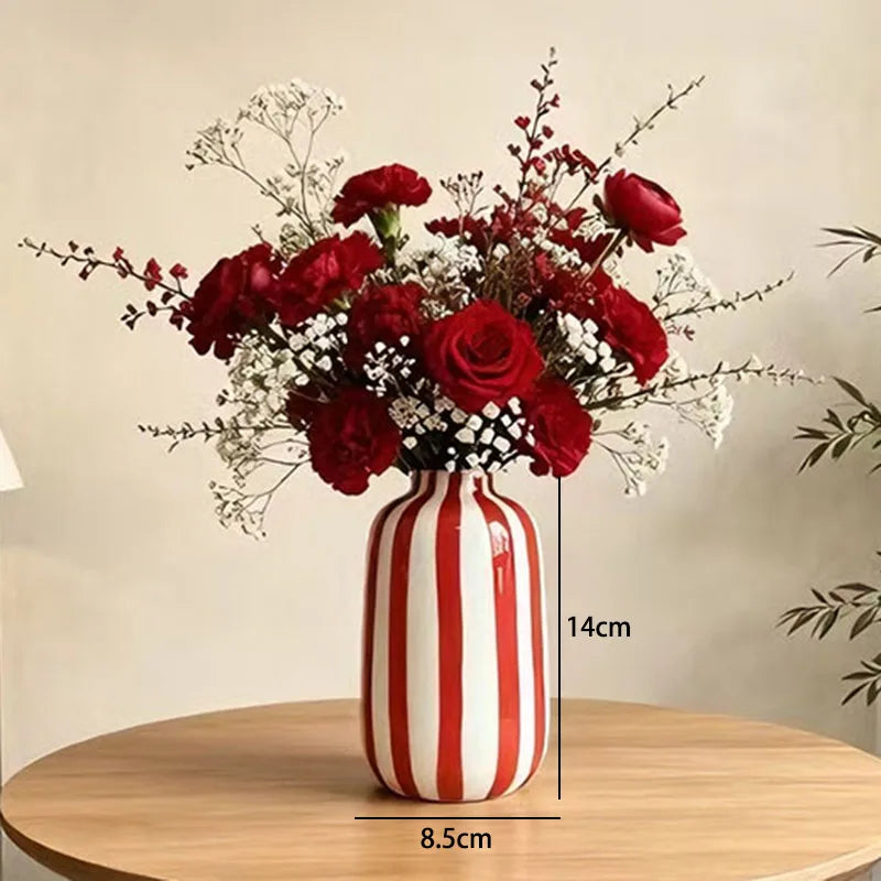 Vase en porcelaine rayé, style rétro américain - Nesty (vue 13)
