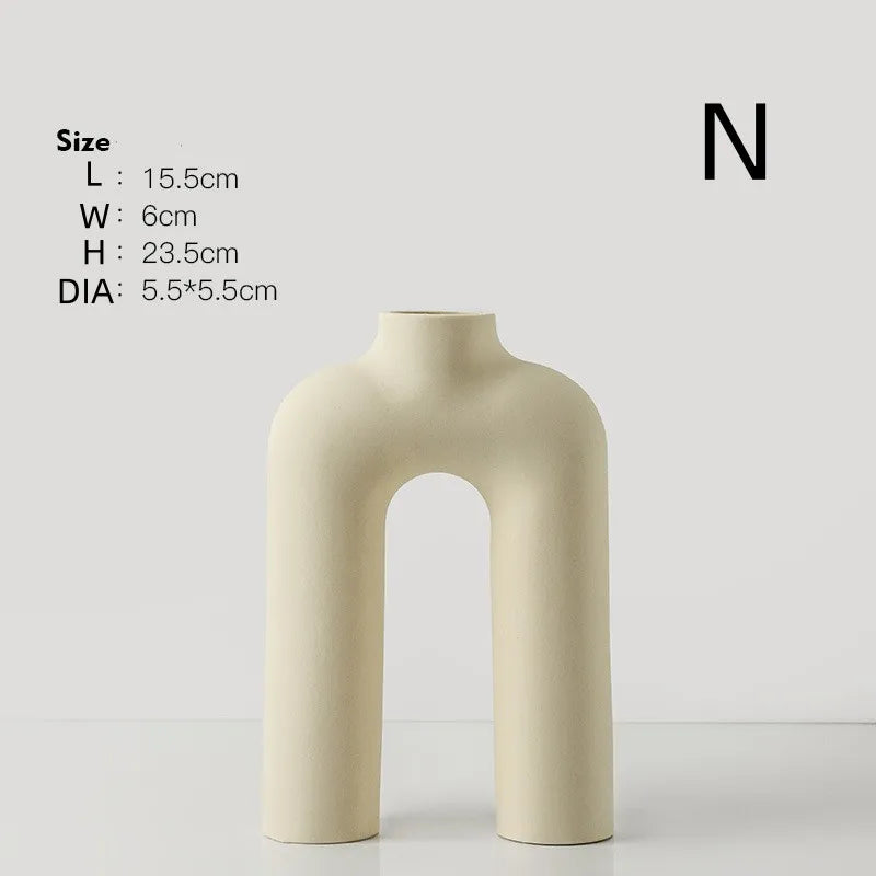 Vase en céramique au design sculptural — style moderne épuré (vue 6) - Nesty