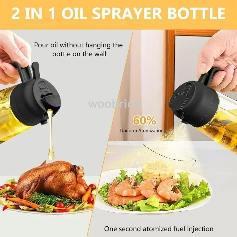 Flacon vaporisateur et verseur d'huile en verre, 500 ml Nesty, deux mains utilisant le flacon noir, l'une versant de l'huile sur une volaille rôtie, l'autre pulvérisant sur des crevettes, texte "2 in 1 Oil Sprayer Bottle"