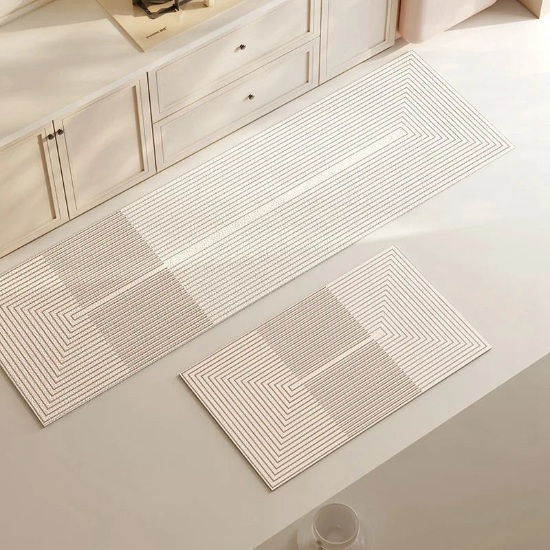 Tapis de cuisine long à rayures en diatomée - Nesty, motif rayures géométriques beige, set de 2 tapis dans une cuisine