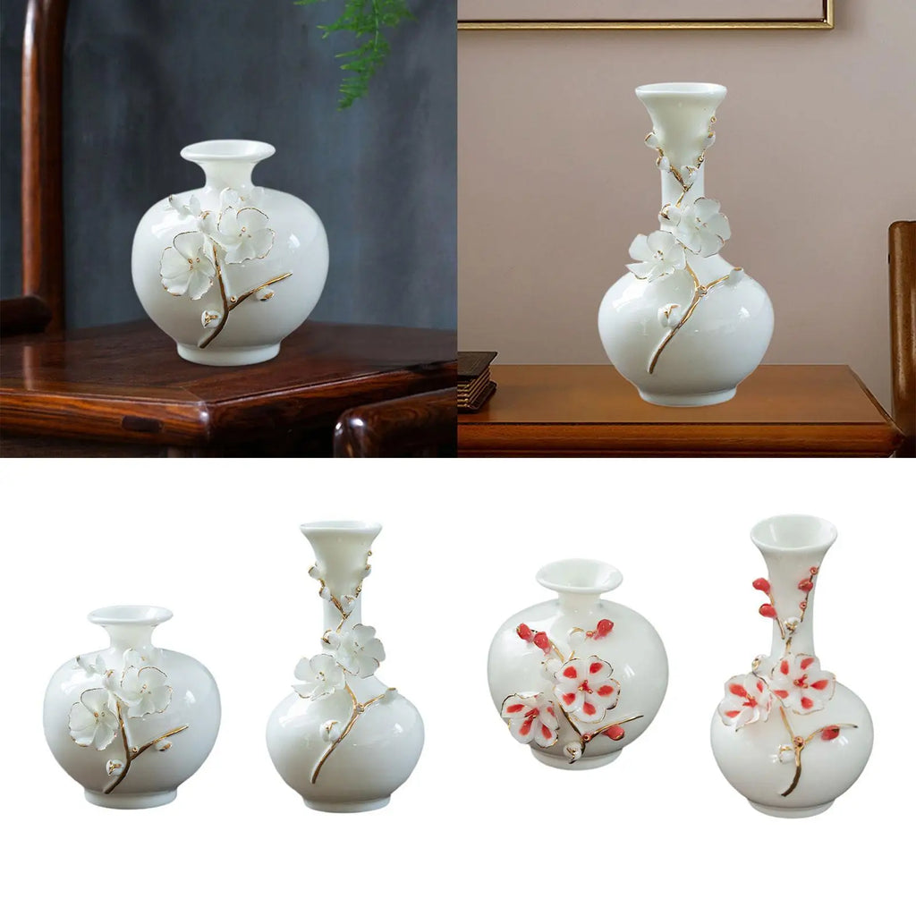 Vase en céramique peint à la main Nesty - Sur table en bois sombre avec plante verte, et quatre variantes de formes et coloris