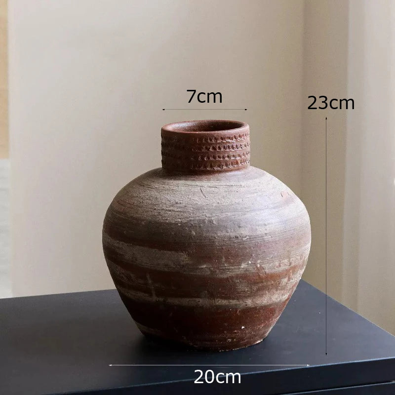 Vase en céramique strié, esprit wabi-sabi rétro (vue 7) - Nesty