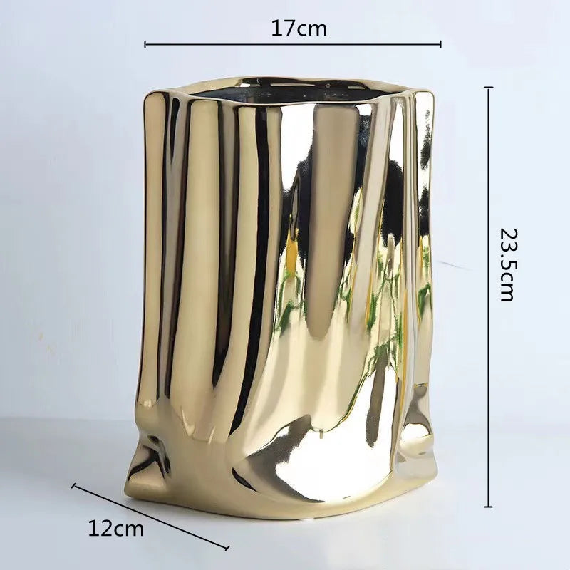 Vase en céramique argentée, forme sac plissé (vue 12) - Nesty