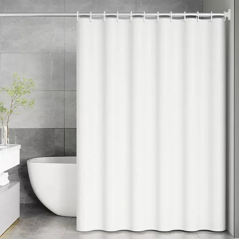 Rideau de douche opaque en PEVA — anneaux métalliques et toucher soyeux (vue 8) - Nesty