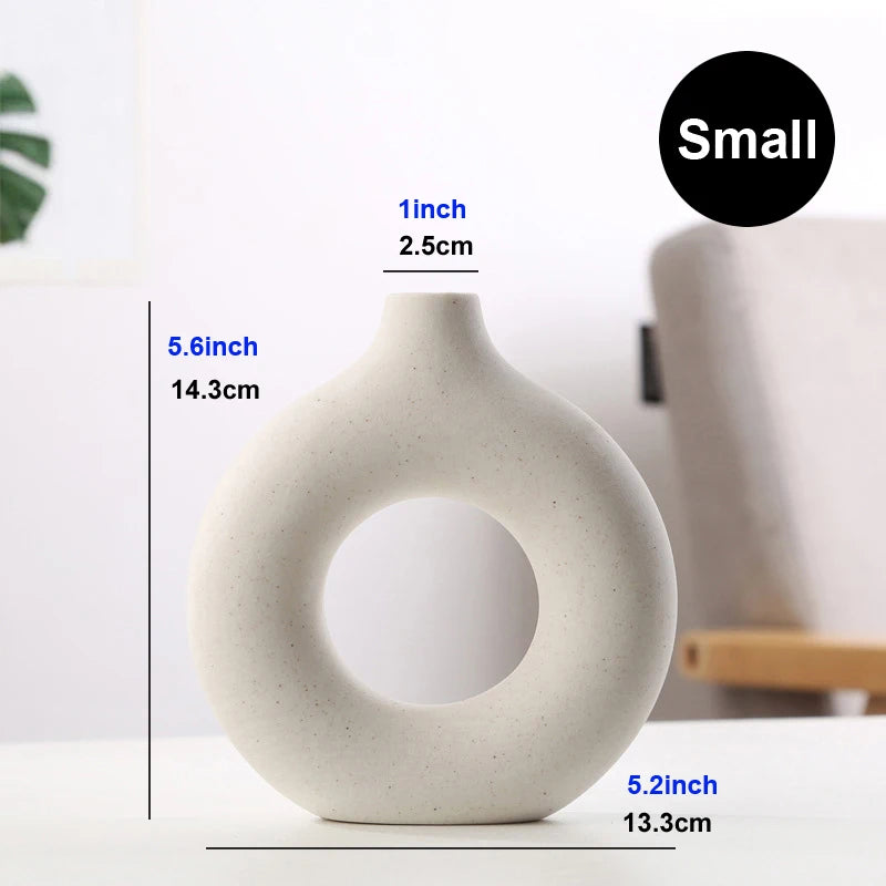 Vase céramique anneau, forme donut nordique - Nesty (vue 11)